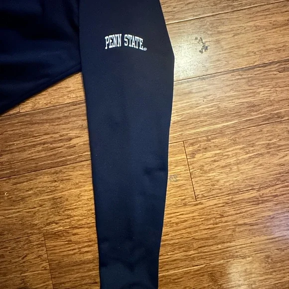 Small Penn State Champion 1/4 zip pullover - Picture 4 of 4